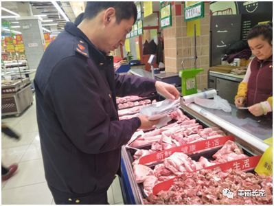 我鎮開展春節前餐飲服務食品安全專項大檢查